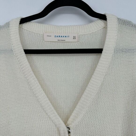 Zara Womens Knit Cardigan Sweater Size M Ivory V-Neck Quiet Luxury Neutral Beach - Picture 7 of 9